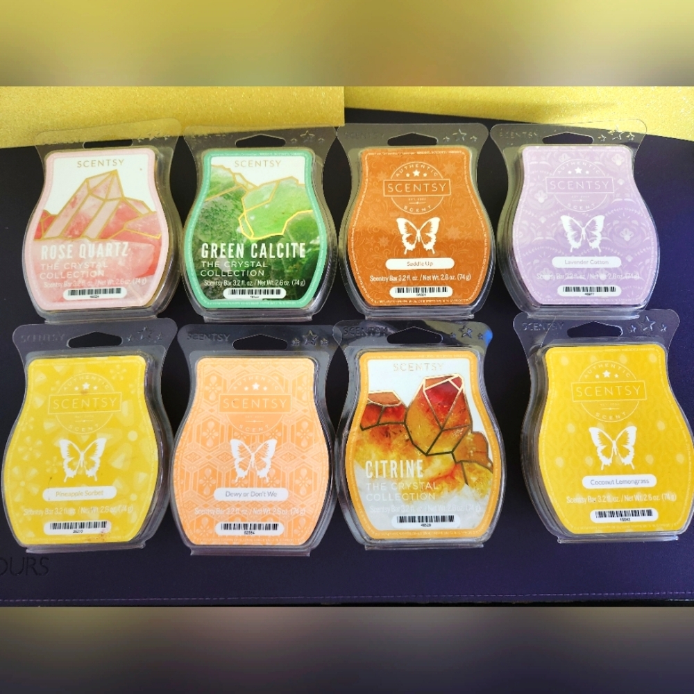 **NEW** 8 Scentsy wax bars